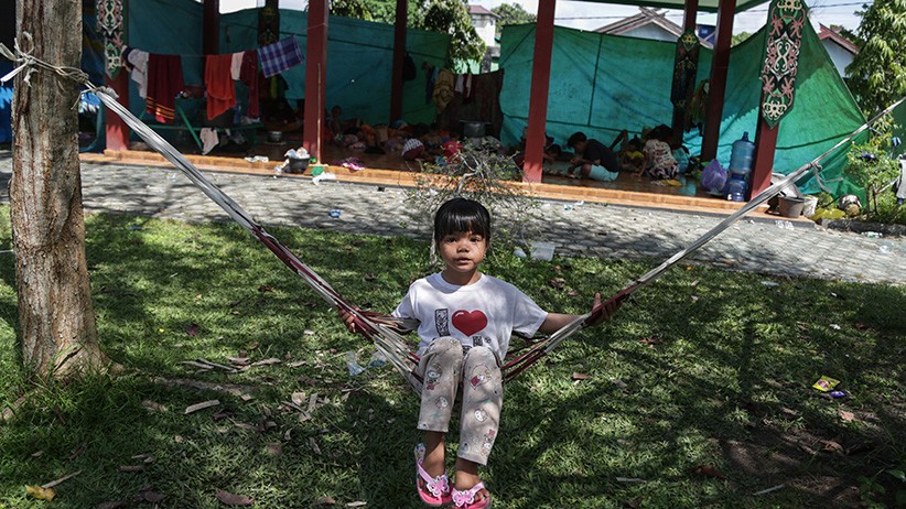 Rumah Terendam, Ratusan Korban Banjir Luapan Sungai Katingan Mengungsi  - Bagian 3