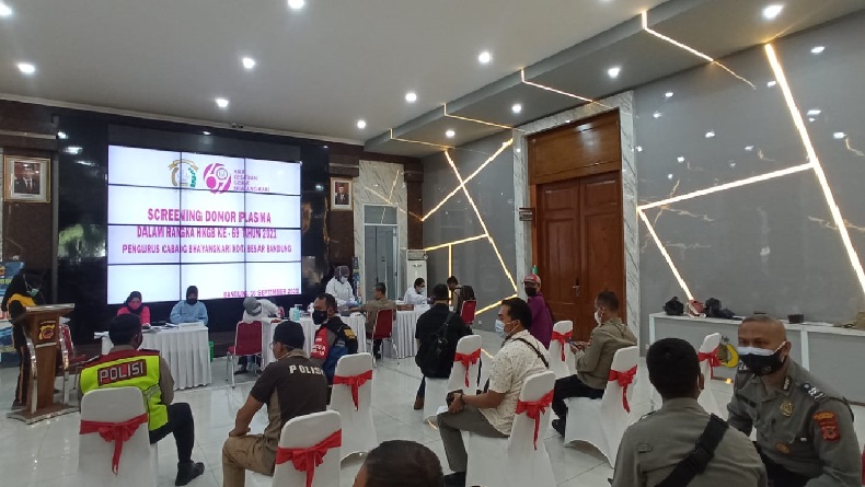 Puluhan Personel Polrestabes Bandung Penyintas Covid-19 Donorkan Plasma Konvalesen
