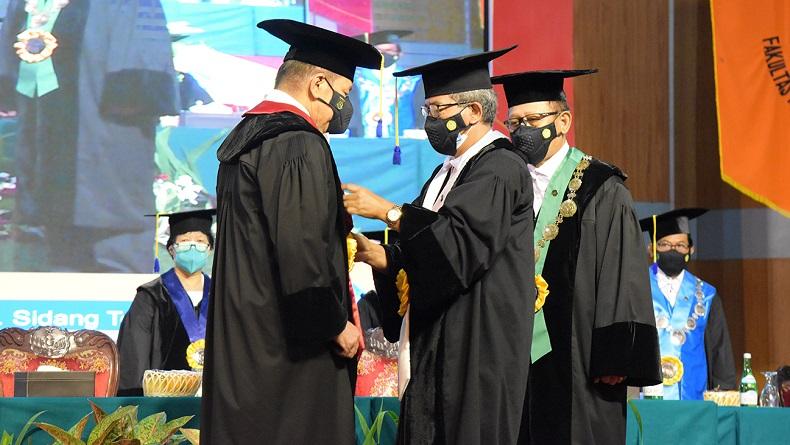 title UNSOED Kukuhkan Jaksa Agung ST Burhanuddin Guru Besar Ilmu Keadilan Restoratif UNSOED Kukuhkan Jaksa Agung ST Burhanuddin Guru Besar Ilmu Keadilan Restoratif
