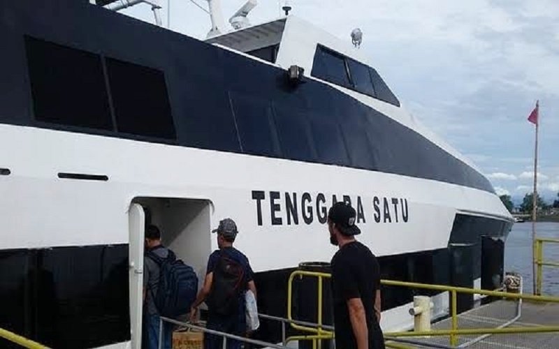 Kapal Cepat KSB Express Poto Tano-Kayangan Mulai Beroperasi, Ini Tarifnya