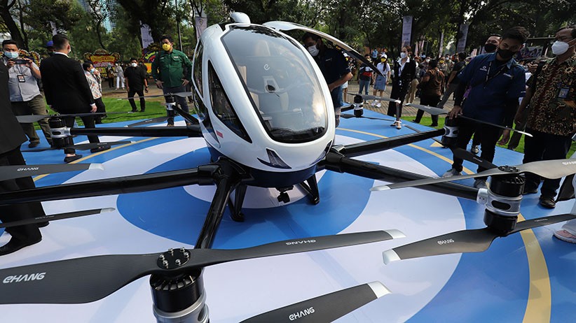 Penampakan Taksi Terbang, Drone Berukuran Besar Bisa Bawa Penumpang - Bagian 1