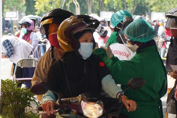  4.000 Orang Ikuti Vaksin Massal Covid-19 di UMY