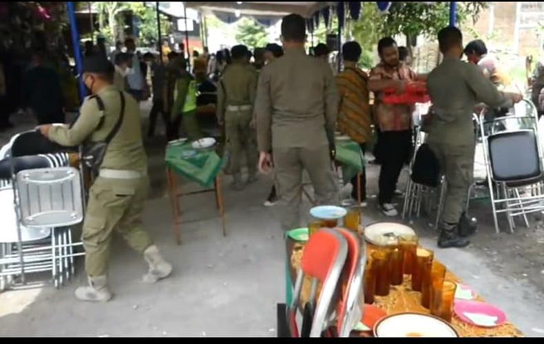 Warga Solo Ini Apes, Baru Sekali Gelar Hajatan Pernikahan Langsung Dibubarkan Satgas