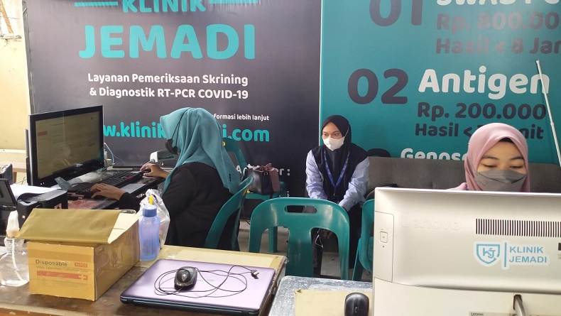 title Tingkatkan Layanan, Klinik Jemadi di Medan Potong Harga Tes PCR Tingkatkan Layanan, Klinik Jemadi di Medan Potong Harga Tes PCR