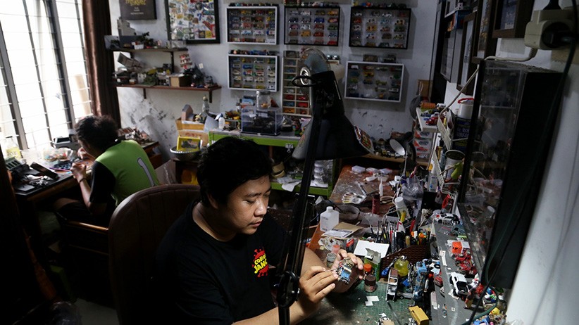 Modal Barang Bekas, Perajin Miniatur Mobil Ini Untung Rp60 Juta Setiap Bulan - Bagian 3