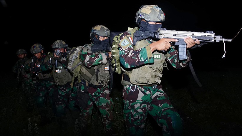 Aksi Senyap Prajurit Taifib Marinir Masuk Sarang Musuh - Bagian 1