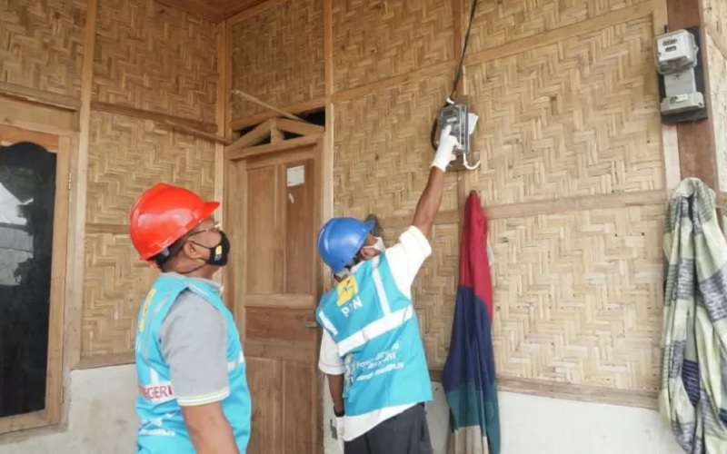 PLN Targetkan 2022 Seluruh Desa di Lampung Dialiri Listrik