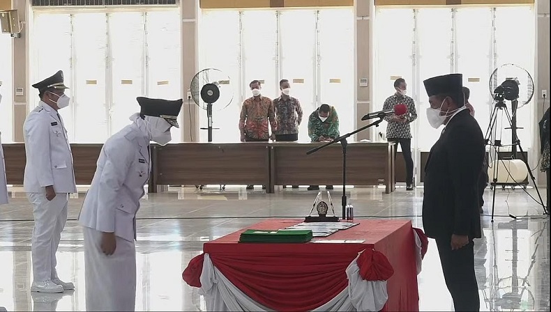 Edy Rahmayadi Lantik Bupati dan Wakil Bupati Labuhanbatu