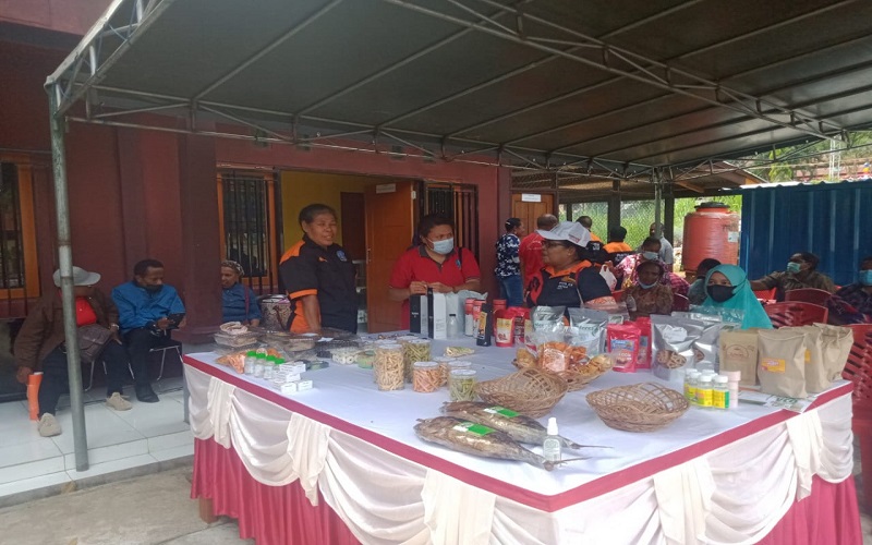 Sub Bidang Sosek PB PON XX Kabupaten Jayapura Gelar Sosialisasi Pembayaran Nontunai Bagi Pelaku UMKM