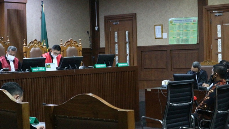 Terungkap, Wali Kota Tanjungbalai Nonaktif Janjikan Rp1,7 M ke Eks Penyidik KPK