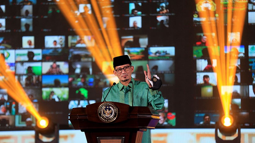 Sandiaga Uno Dorong Santri untuk Menjadi Digitalpreneur demi Indonesia Bangkit - Bagian 1