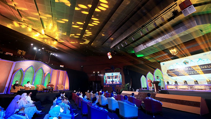 Sandiaga Uno Dorong Santri untuk Menjadi Digitalpreneur demi Indonesia Bangkit - Bagian 4