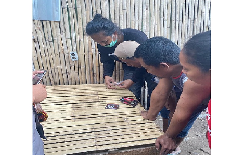 Polisi Nyaris Bentrok dengan Warga saat Tangkap Pasutri Pengedar Sabu