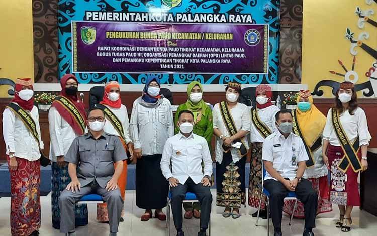 Wali Kota Palangka Raya Kukuhkan Bunda PAUD Kecamatan dan Kelurahan