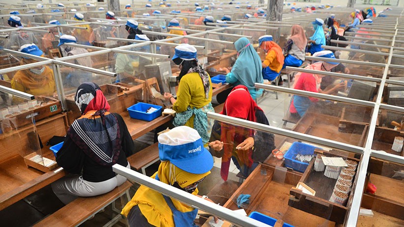 Pemerintah Pastikan Tarif Cukai Rokok Tahun 2022 Naik - Bagian 2