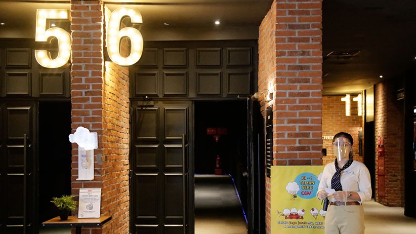 Bioskop Jakarta Mulai Beroperasi Hari Ini, Begini Suasananya - Bagian 5