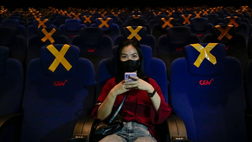 Bioskop Jakarta Mulai Beroperasi Hari Ini, Begini Suasananya - Bagian 4