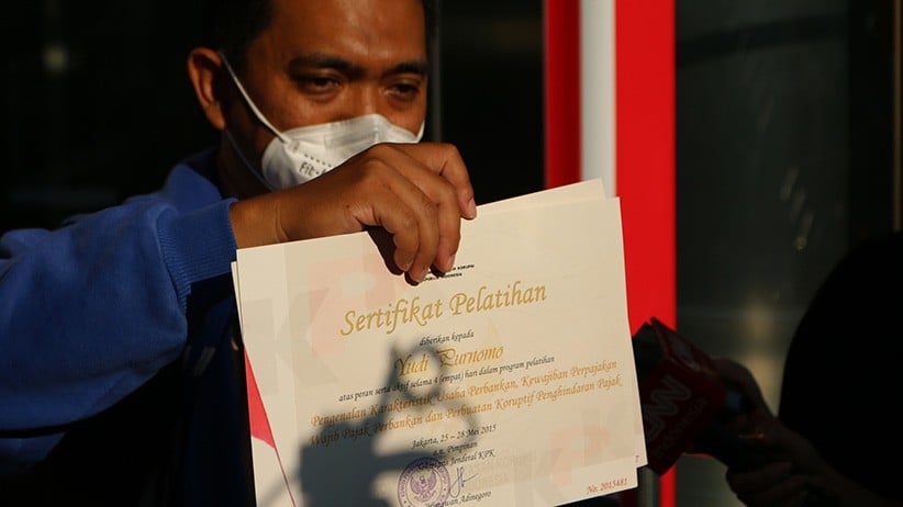 Berpamitan, Pegawai KPK Tidak Lulus TWK Kemas-Kemas Barang Pribadi - Bagian 2