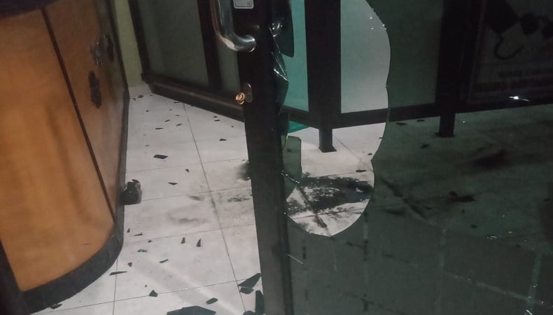 Kantor Pengacara di Denpasar Bali Dilempar Bom Molotov