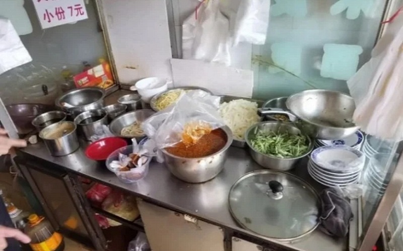 Demi Dagangan Laris, Penjual Mi Ini Masukkan Narkoba ke Makanan Pelanggan