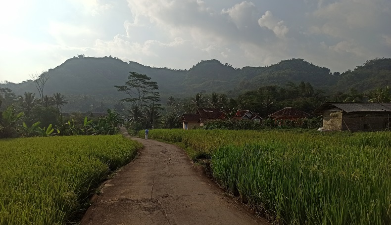 Warga Tolak Pertambangan Galian C di Gunung Manglayang Sukabumi, Ini Alasannya