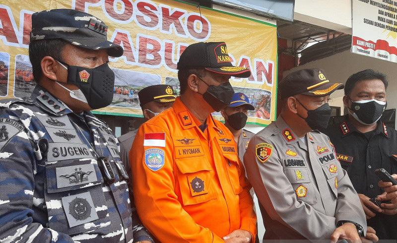 title Kapal Kemenkumham Tenggelam, Lalu Lintas Menuju Pelabuhan Cilacap Ditutup Kapal Kemenkumham Tenggelam, Lalu Lintas Menuju Pelabuhan Cilacap Ditutup