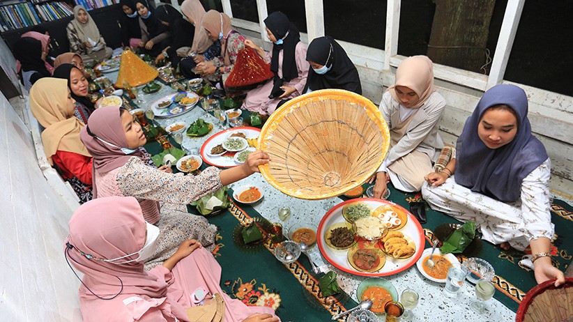 Aneka Ragam Makanan Tradisional untuk Menarik Wisatawan Lokal - Bagian 2