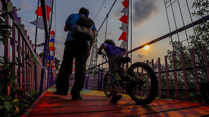 20.000 Anak-Anak Kehilangan Orang Tua - Bagian 2