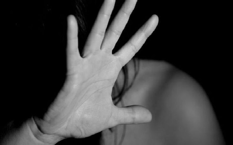 Gawat, Profesor Janjikan Nilai Tinggi ke Mahasiswi Asalkan Mau Disetubuhi 