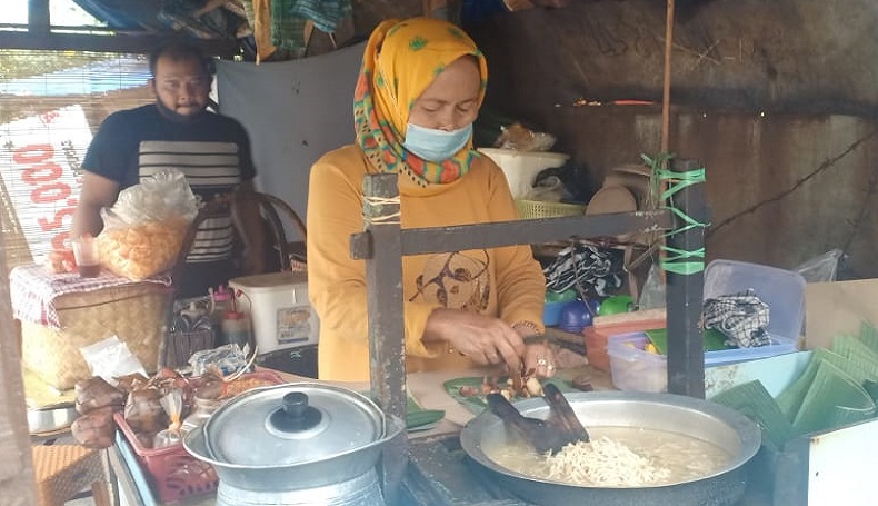 Geco Citarasa Tradisional Racikan Ibu Yayat Sukabumi Manjakan Pelanggan sejak 1965 