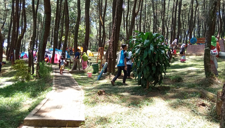 Objek Wisata Ujung Aspal Purwakarta Diserbu Wisatawan, Pengunjung Masih Abaikan Prokes 
