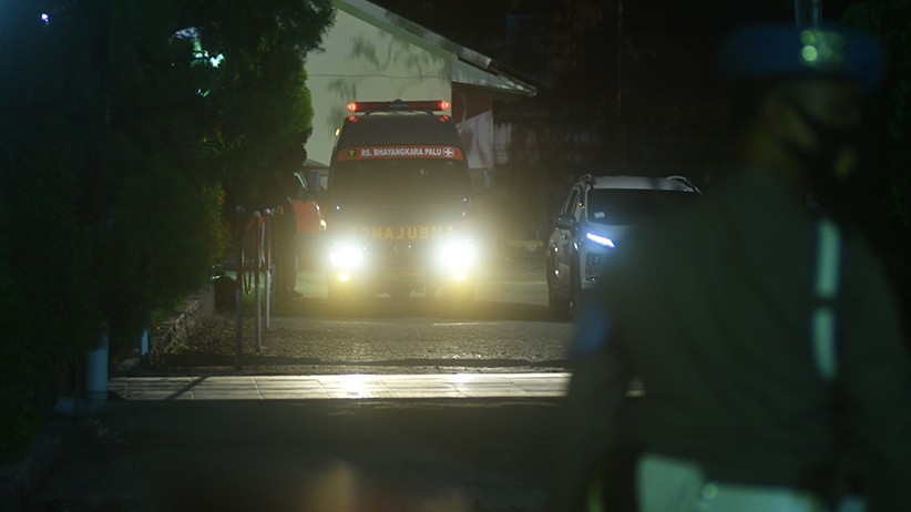 Jenazah Teroris MIT Poso Ali Kalora Dimakamkan di TPU Poboya Palu - Bagian 1