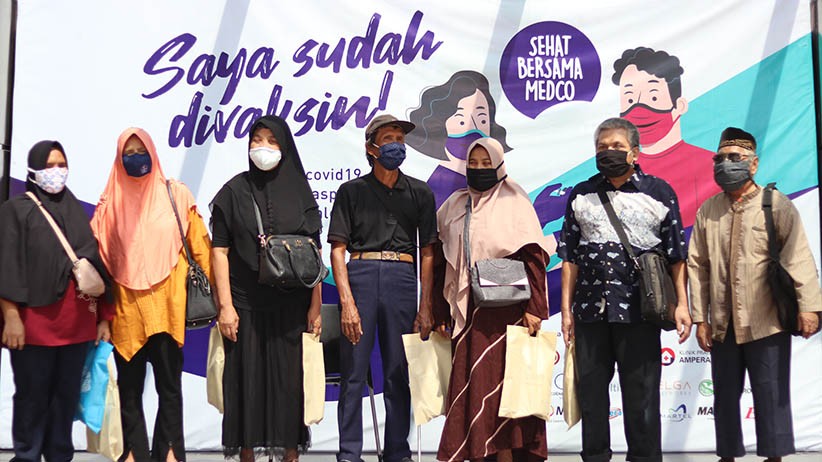 Puluhan Warga Tunanetra Ikuti Vaksinasi Covid-19  - Bagian 1