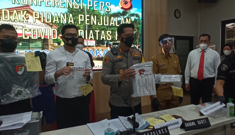 Polres Purwakarta Bongkar Sindikat Penjualan Obat Covid-19 di Atas HET 
