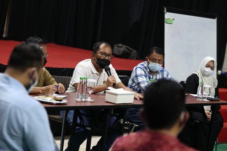 title Tuntaskan Vaksinasi Massal, Wali Kota Makassar Pakai Sistem Sapu Jagad Tuntaskan Vaksinasi Massal, Wali Kota Makassar Pakai Sistem Sapu Jagad