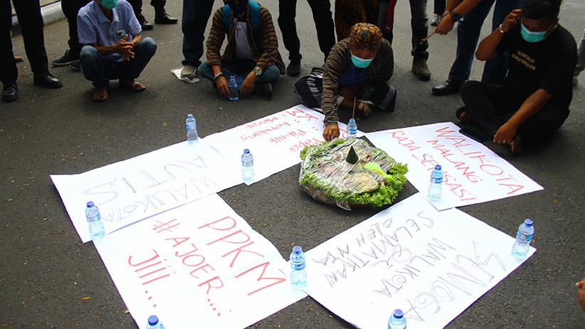 Wali Kota Malang Diduga Melanggar PPKM, Warga Protes Sambil Bawa Tumpeng - Bagian 1