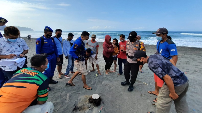 5 Fakta Mayat Bertapa di Pantai Parangkusumo, Nomor 3 Tinggal Tulang Belulang