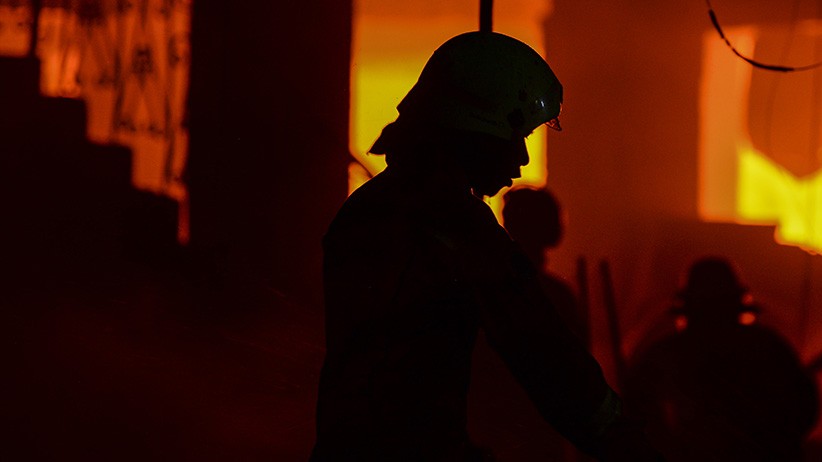 Pasar Swalayan di Kawasan Cilandak Ludes Terbakar - Bagian 4