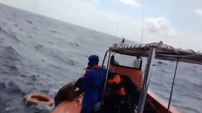 ABK KM Star 86 Selamat setelah 2 Hari Terjatuh di Laut Anambas