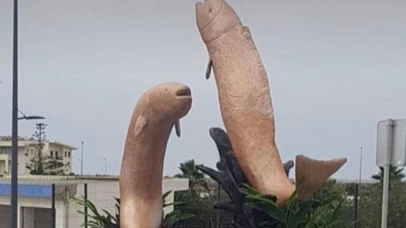 Netizen Marah, Patung Ikan Mirip Alat Kelamin Pria di Maroko Dirobohkan