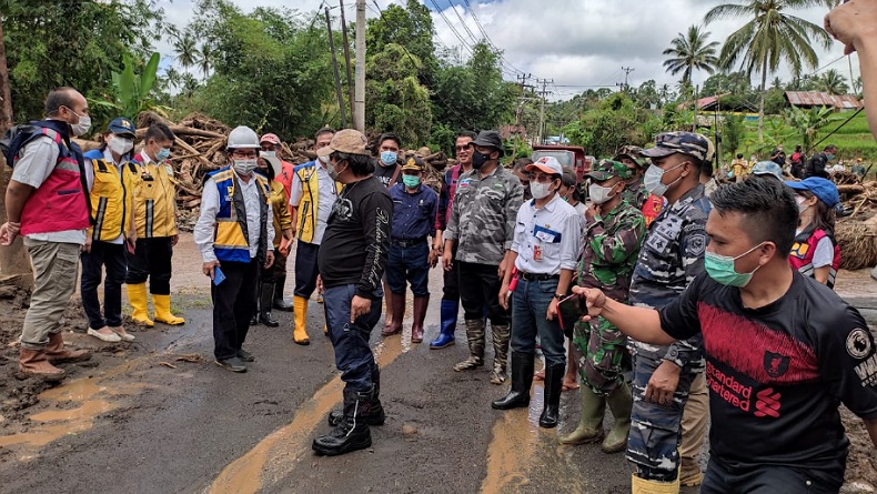 TNI AL Bantu Warga yang Tertimpa Bencana di Minahasa Tenggara