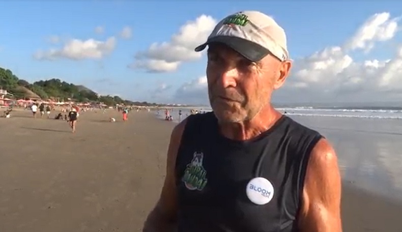 Kakek Austria Ini Berlari dari Jakarta ke Bali untuk Galang Dana Air Bersih