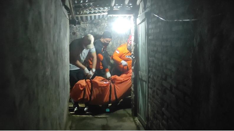 Kakek 80 Tahun Tewas Mengambang di Sumur Gegerkan Warga Buran Karanganyar