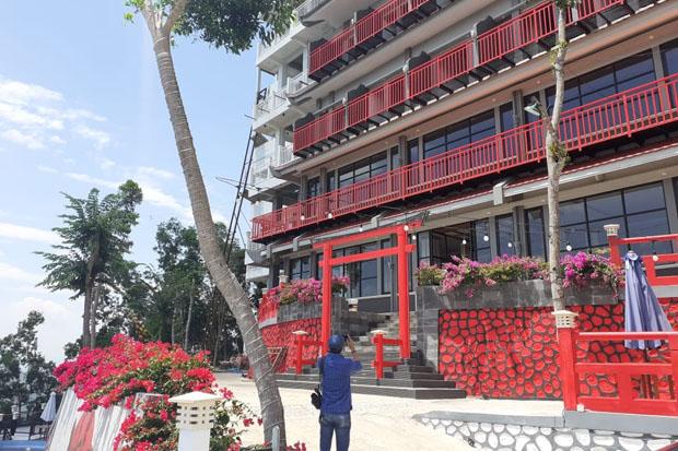 Izin Little Tokyo Ternyata Belum Lengkap, padahal Bikin Hotel Lima Lantai di Pinggir Tebing 