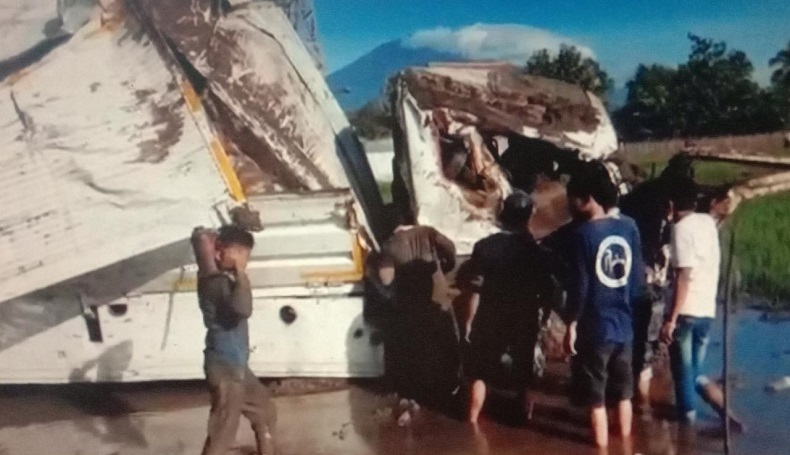 Tabrakan di Jalan Raya Cianjur-Sukabumi, Sopir Tewas setelah Terjepit Berjam-jam