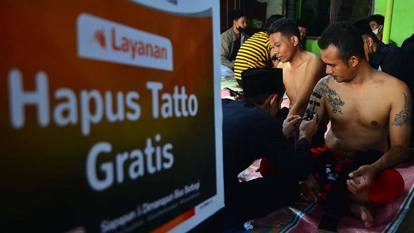 Melihat Pelayanan Hapus Tato Gratis - Bagian 2