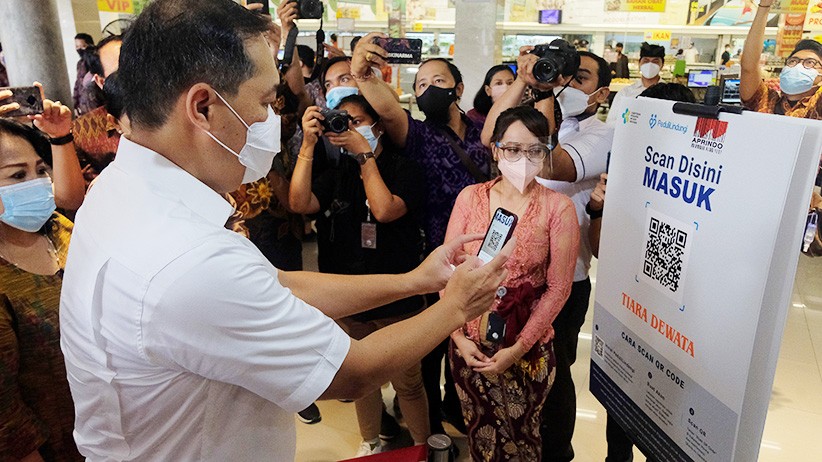Mendag Cek Penerapan PeduliLindungi di Pasar Tradisional hingga Supermarket - Bagian 3