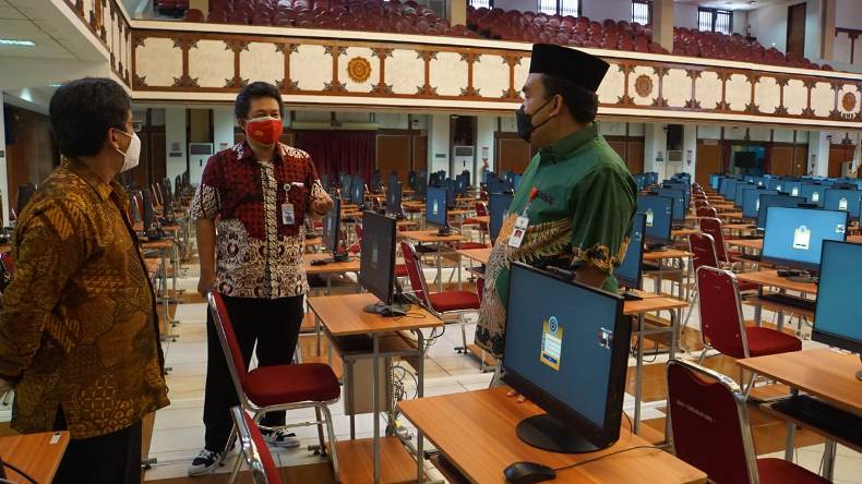 Bupati Blora Puji Pelaksanaan Tes SKD CASN di UNS