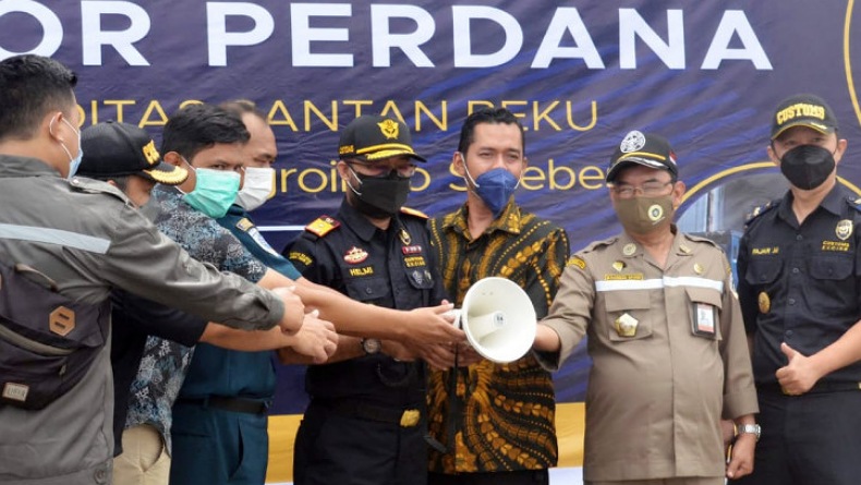 Gorontalo Ekspor Perdana Santan Kelapa Beku ke Tiongkok Sebanyak 24.300 Kg 