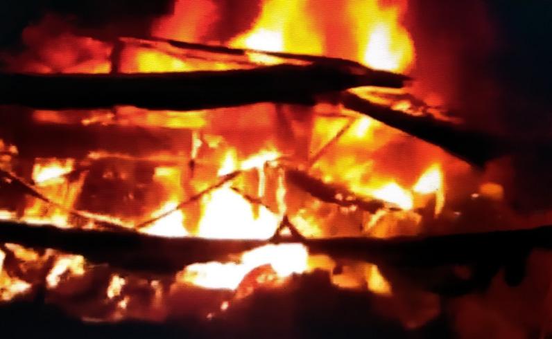 Pasar Janglot Sragen Ludes Terbakar, Kerugian Ditaksir Rp4,1 Miliar